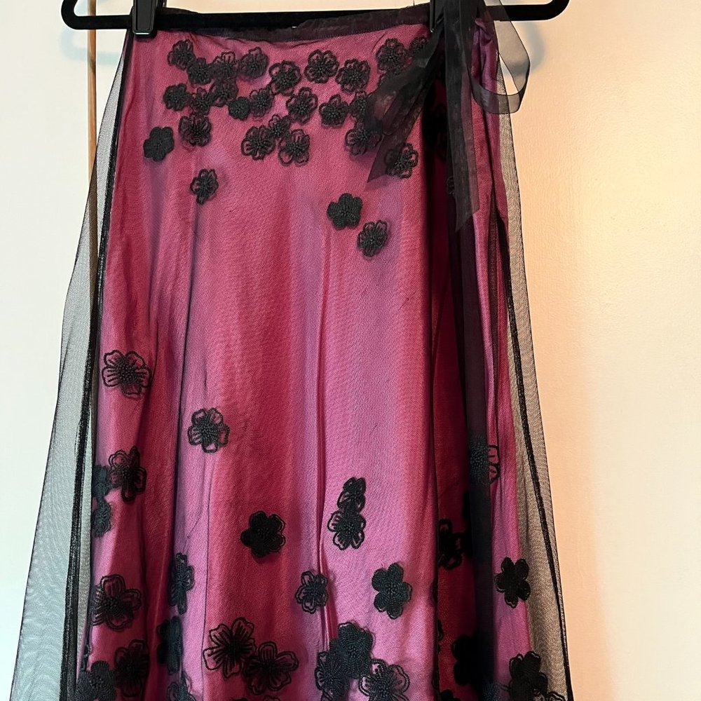 Worn Once - Allison Taylor Skirt - w/Sheer Flowered Overlay - 8